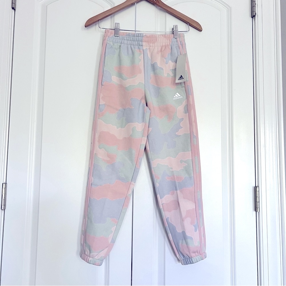 Adidas NEW Girls 3 Stripe Printed Fleece Jogger Pants Pink Camo Pastel Sz S 7/8
